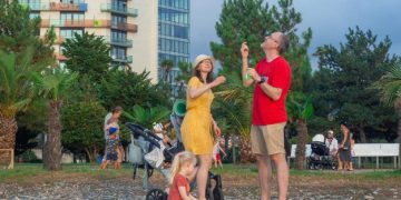 Travel on a Budget: Free US Activities & Attractions in 2025 - Cover Image