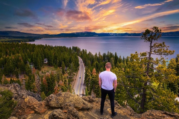 Travel Influencer Marketing: Justifying ROI with Industry Data